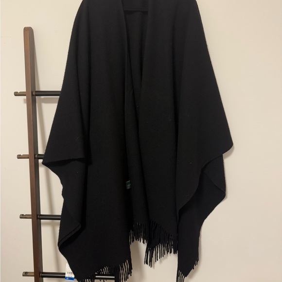 BLACK LAMBS WOOL CAPE SZ ONE SIZE - Picture 5 of 8